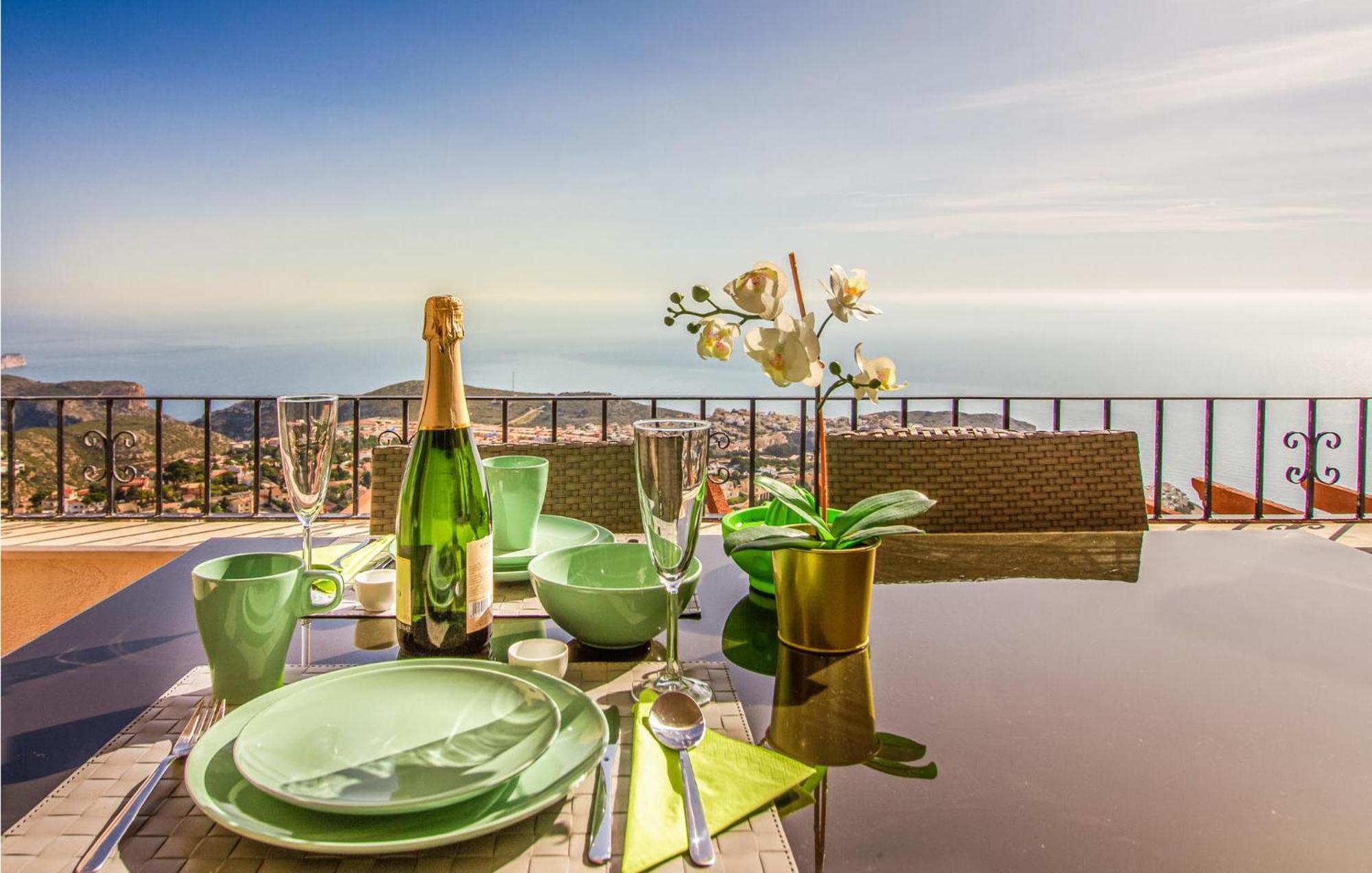 Nice Apartment In Cumbre Del Sol With Wifi Экстерьер фото